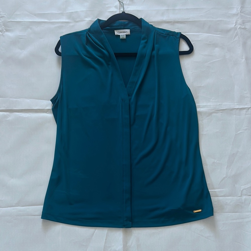 Calvin Klein Women's Sleeveless Top - Teal